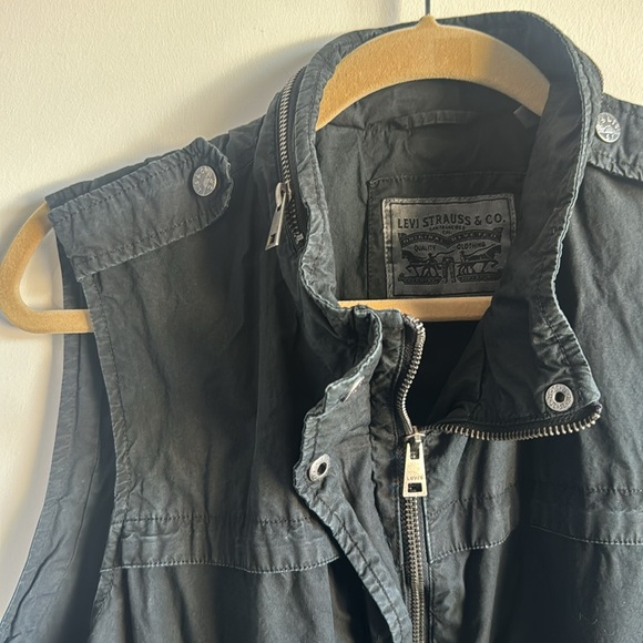 Levi Strauss 2X women’s plus size vest - Picture 2 of 6